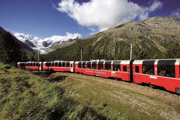 Graubünden: Mountain railways inclusive (Valid: 15.06.13 – 20.10.13)